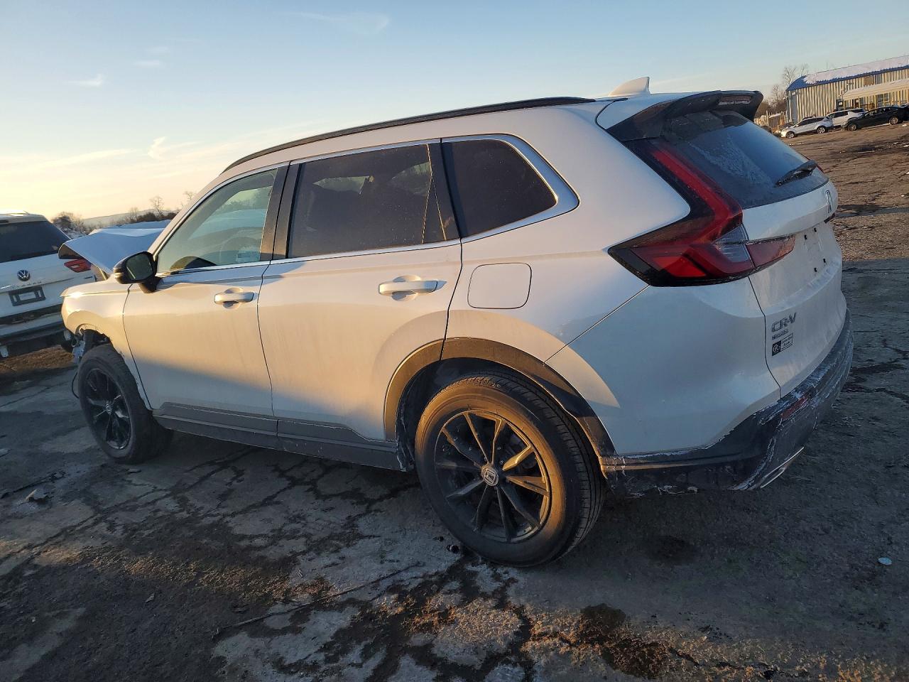 2025 HONDA CR-V SPORT photo 3