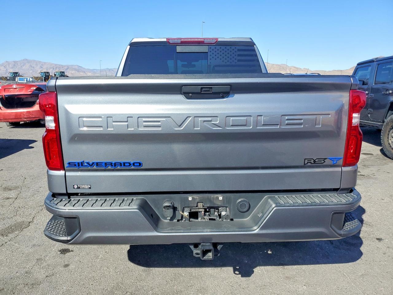 2020 CHEVROLET SILVERADO C1500 RST photo 11