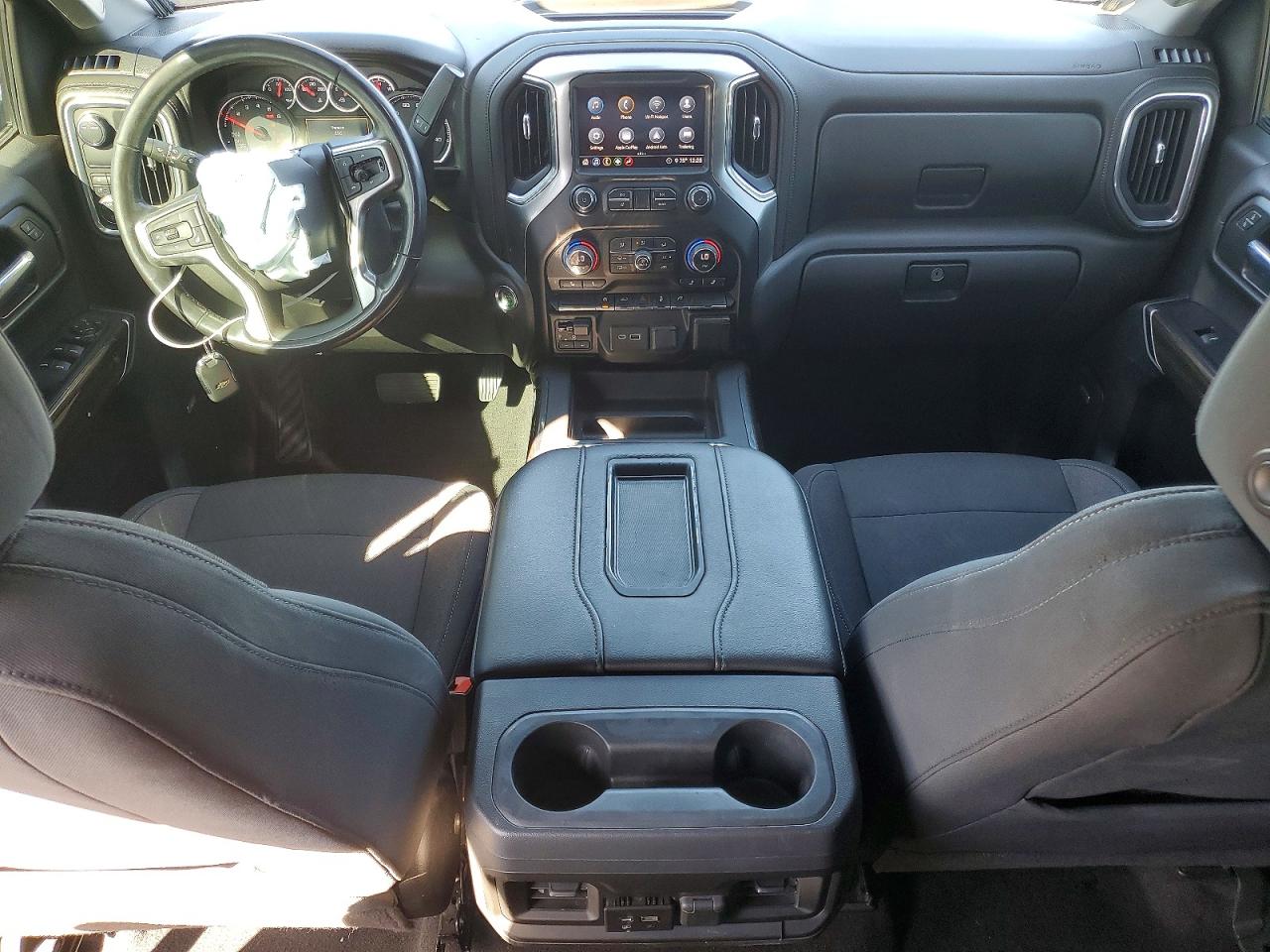 2020 CHEVROLET SILVERADO C1500 RST photo 15