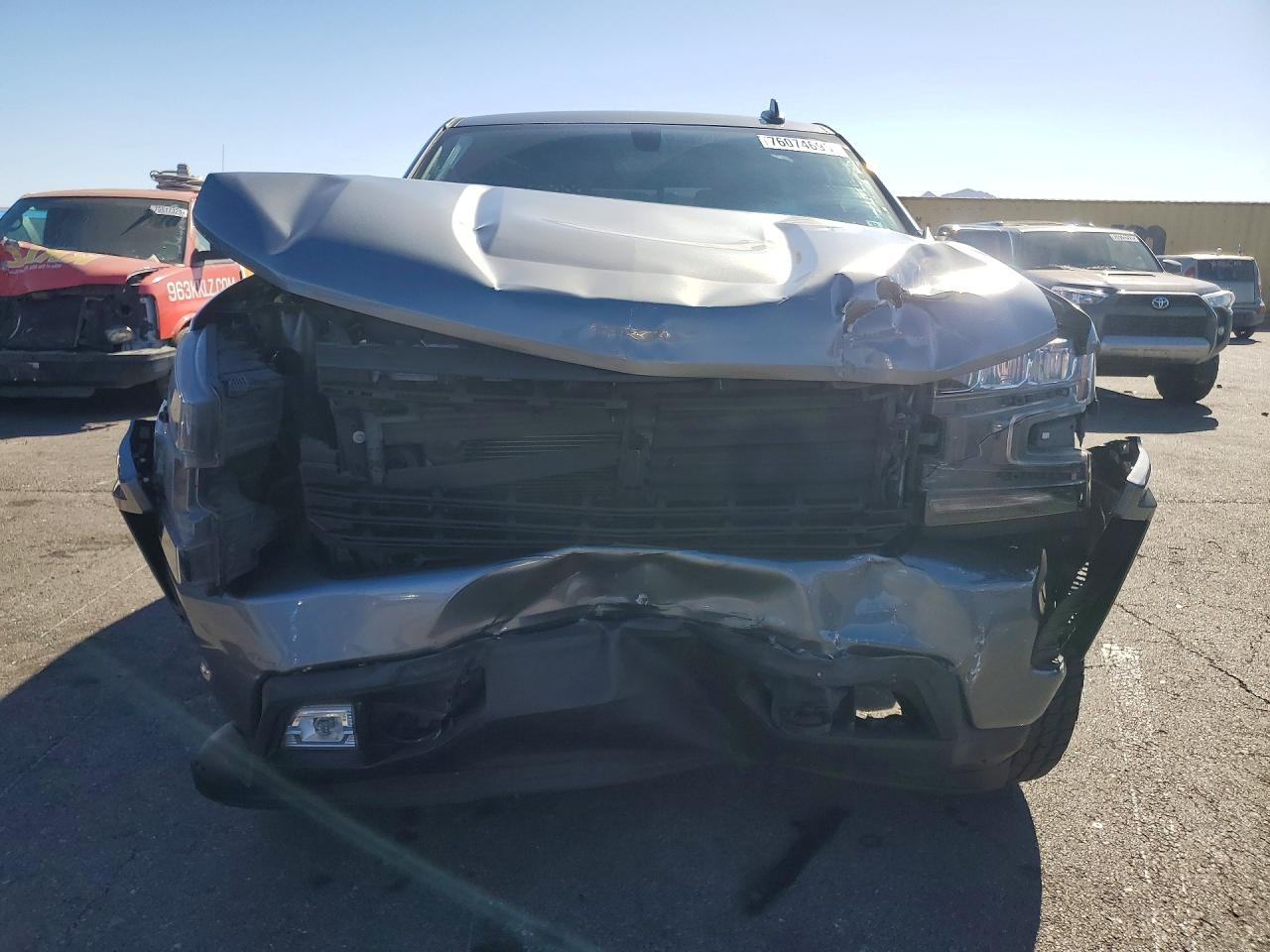 2020 CHEVROLET SILVERADO C1500 RST photo 9