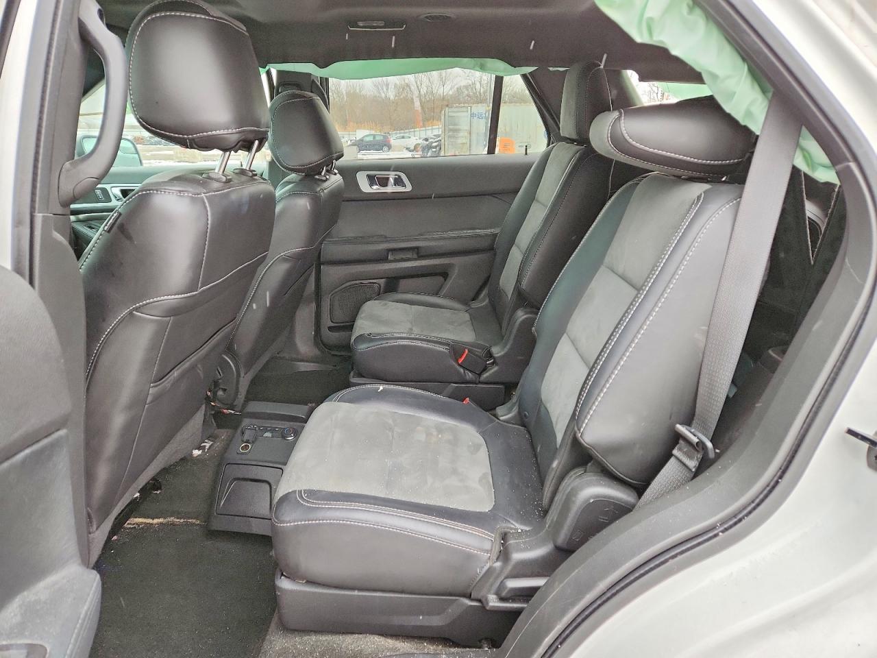 2015 FORD EXPLORER XLT photo 11