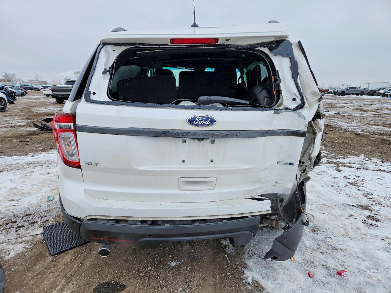 2015 FORD EXPLORER XLT photo 6