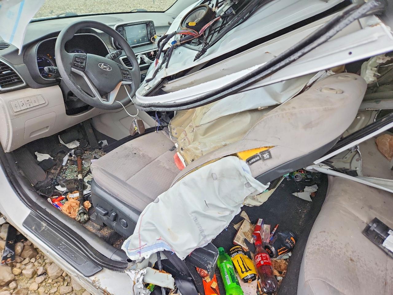 2019 HYUNDAI TUCSON photo 8