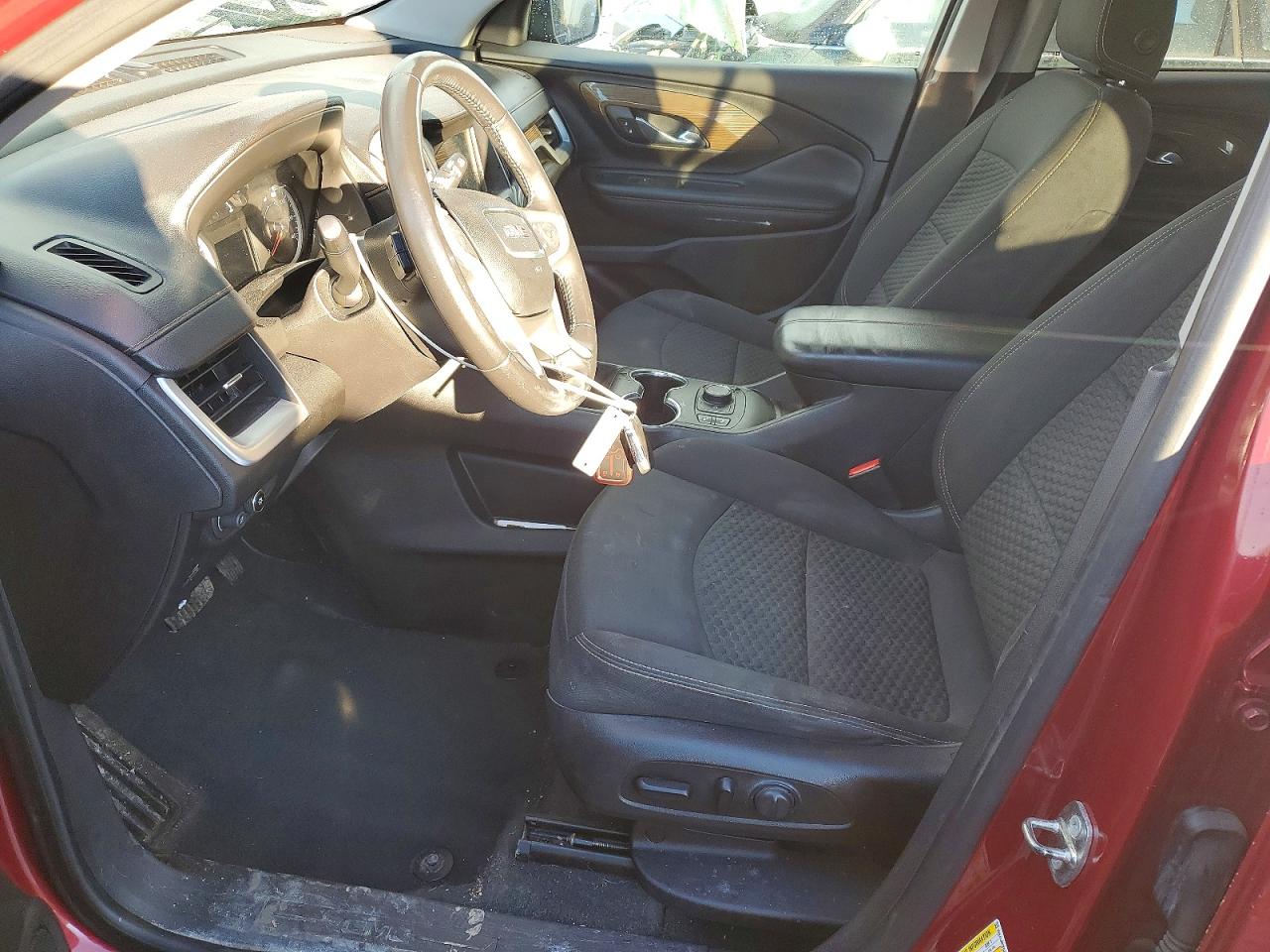 2018 GMC TERRAIN SLE photo 13