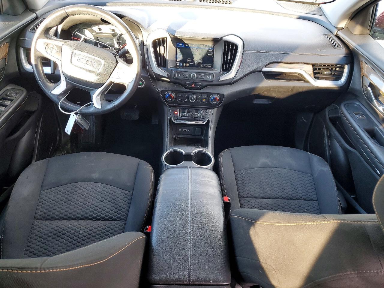 2018 GMC TERRAIN SLE photo 15