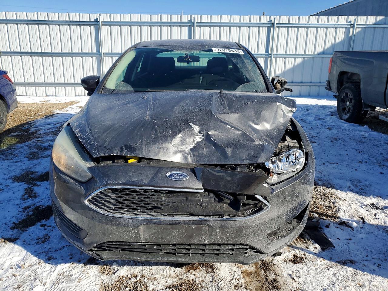 2017 FORD FOCUS SE photo 13