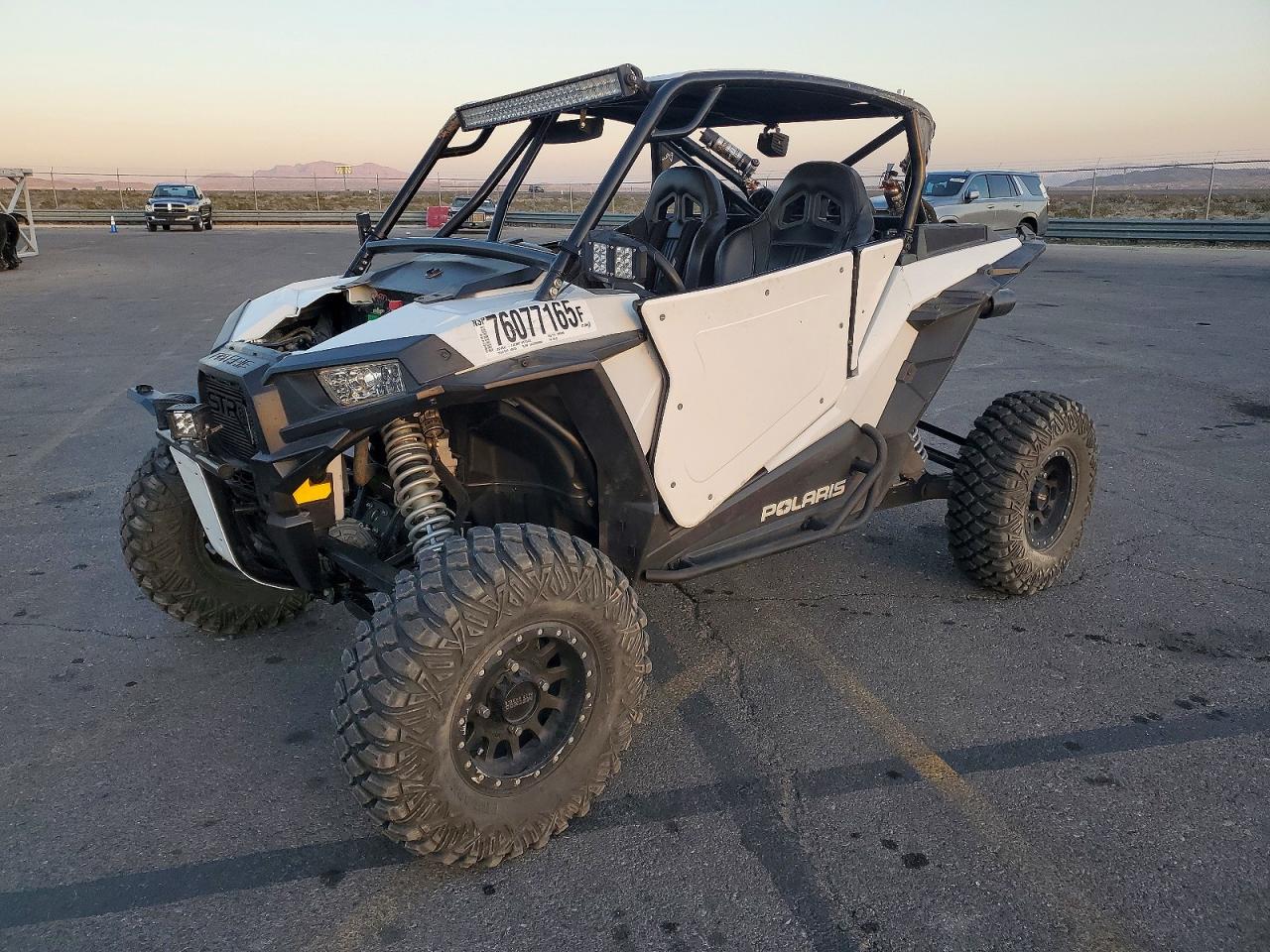 2015 POLARIS RZR XP 100 UTILITY VEHICLE photo 3
