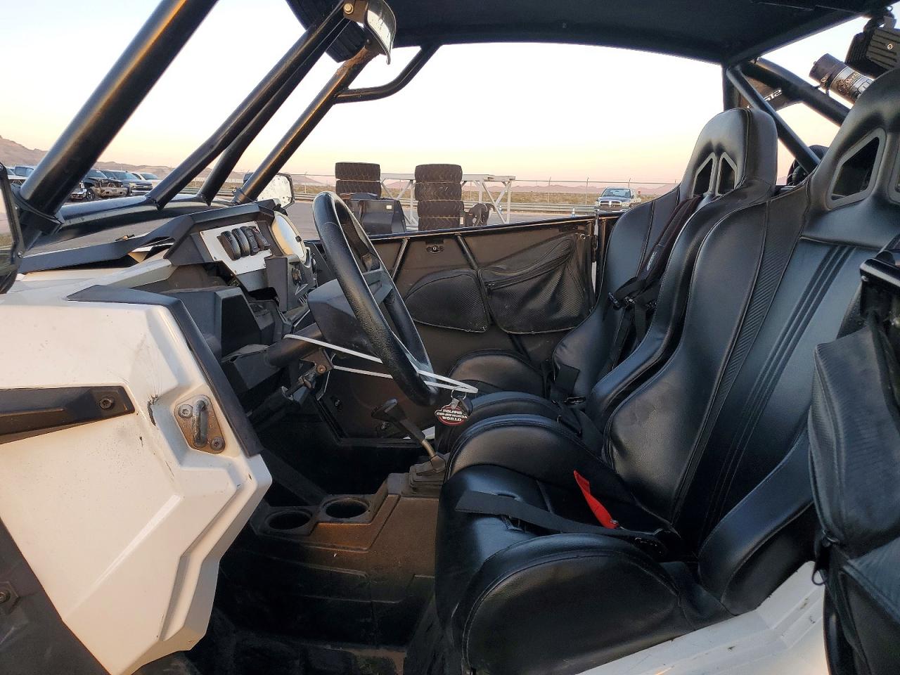 2015 POLARIS RZR XP 100 UTILITY VEHICLE photo 9