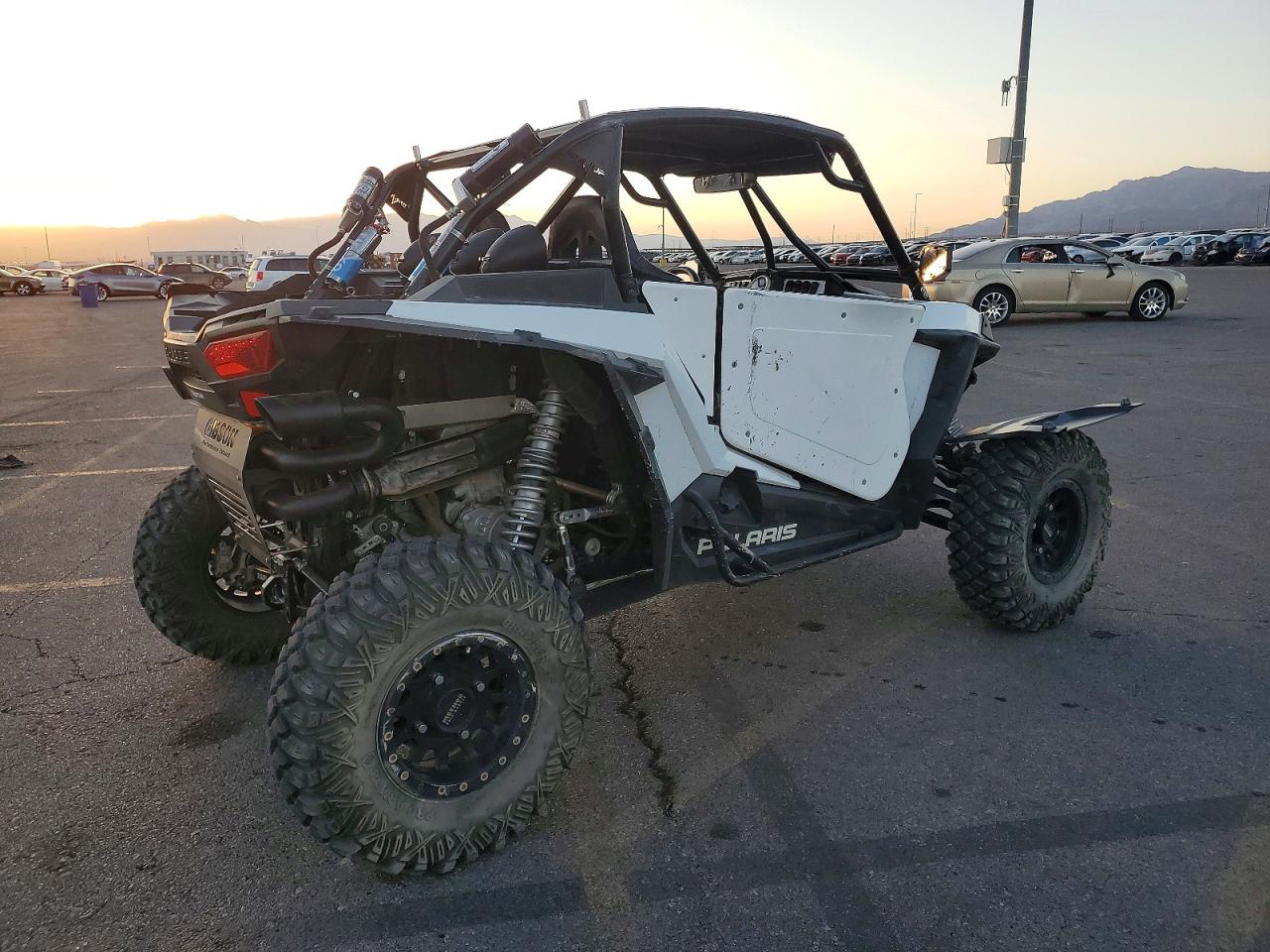 2015 POLARIS RZR XP 100 UTILITY VEHICLE photo 7