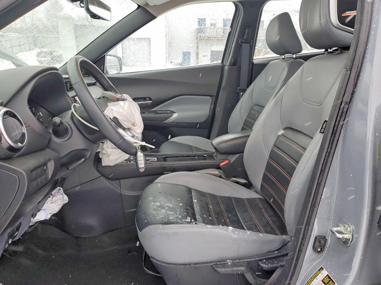 2022 NISSAN KICKS SR photo 13