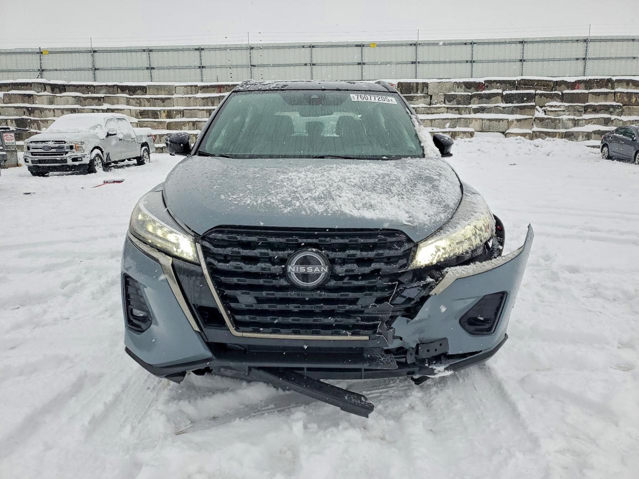 2022 NISSAN KICKS SR photo 9