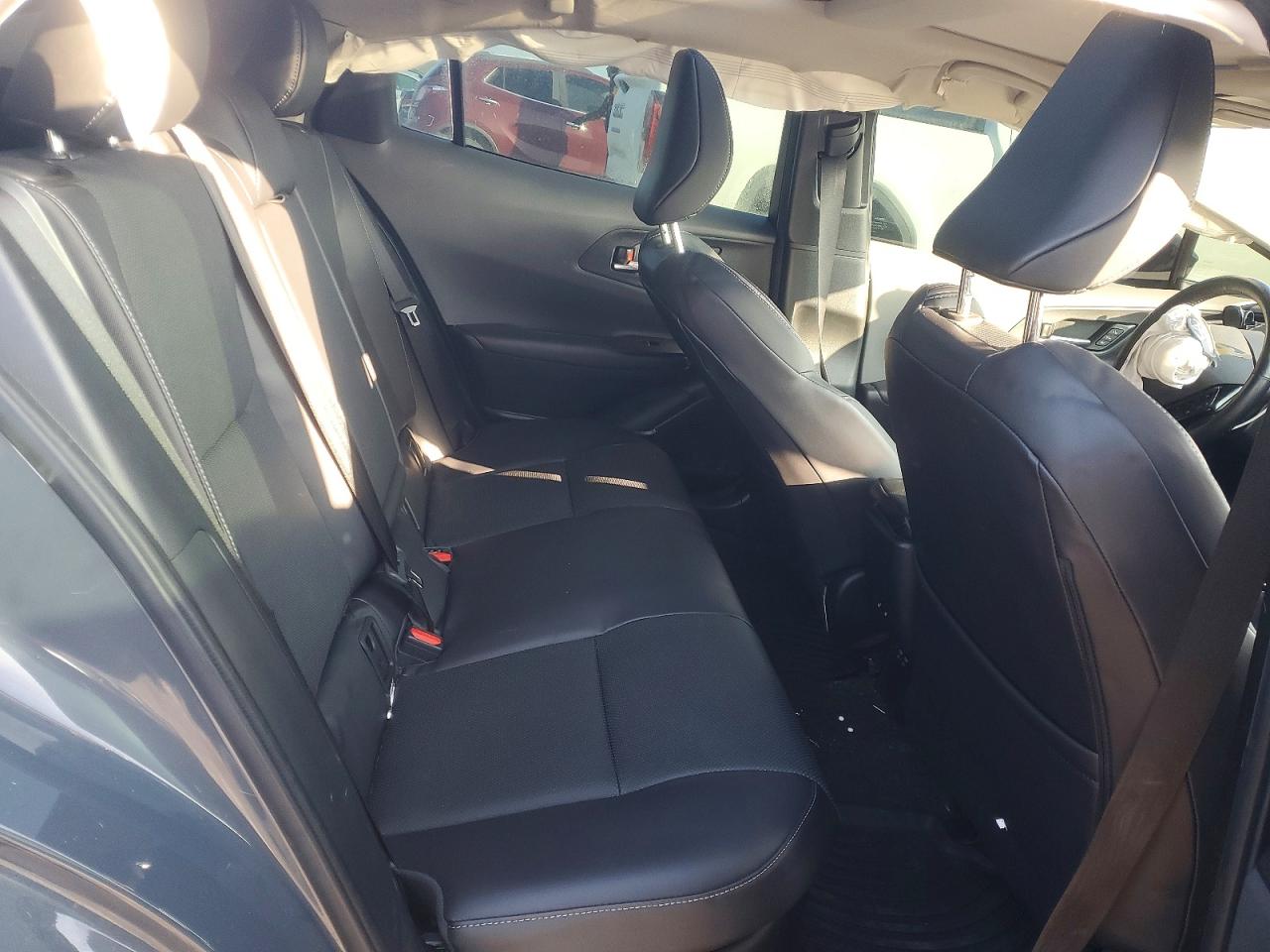 2024 TOYOTA PRIUS LE photo 10