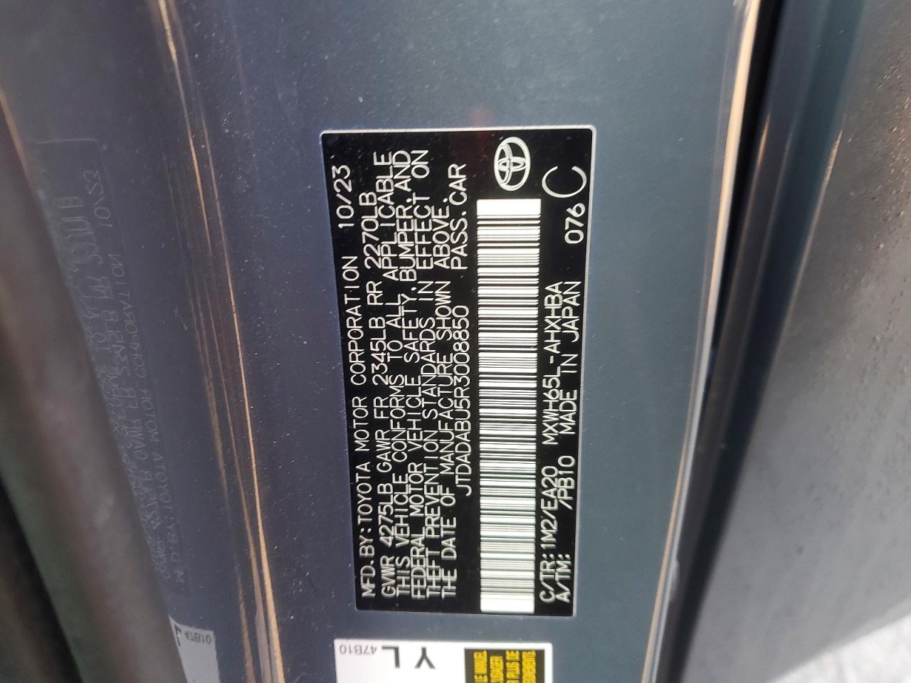 2024 TOYOTA PRIUS LE photo 12