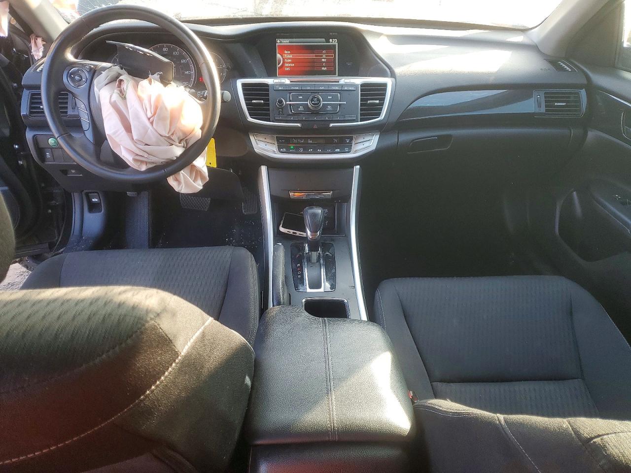 2015 HONDA ACCORD SPORT photo 22
