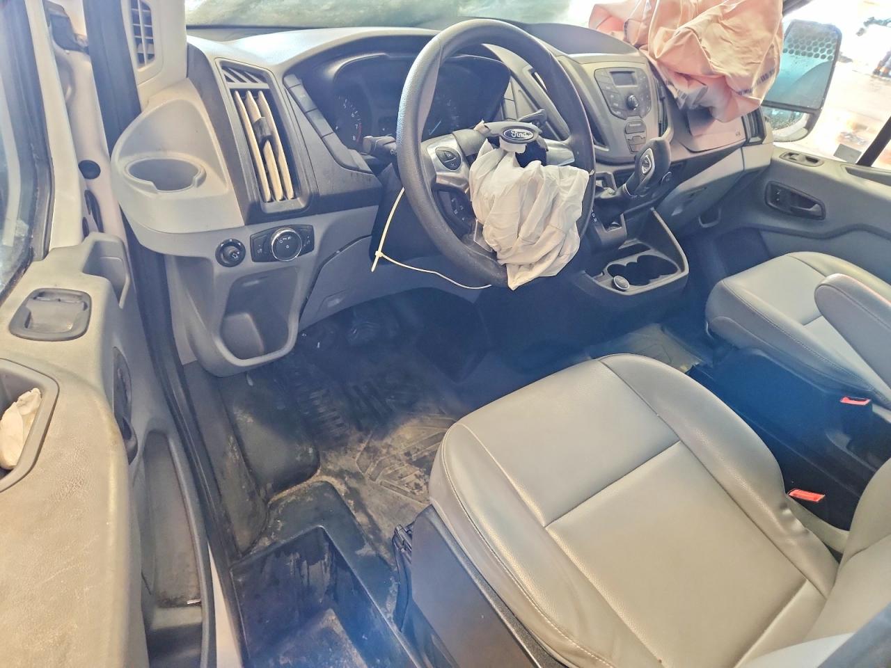 2018 FORD TRANSIT 250 UTILITY / SERVICE VAN photo 8