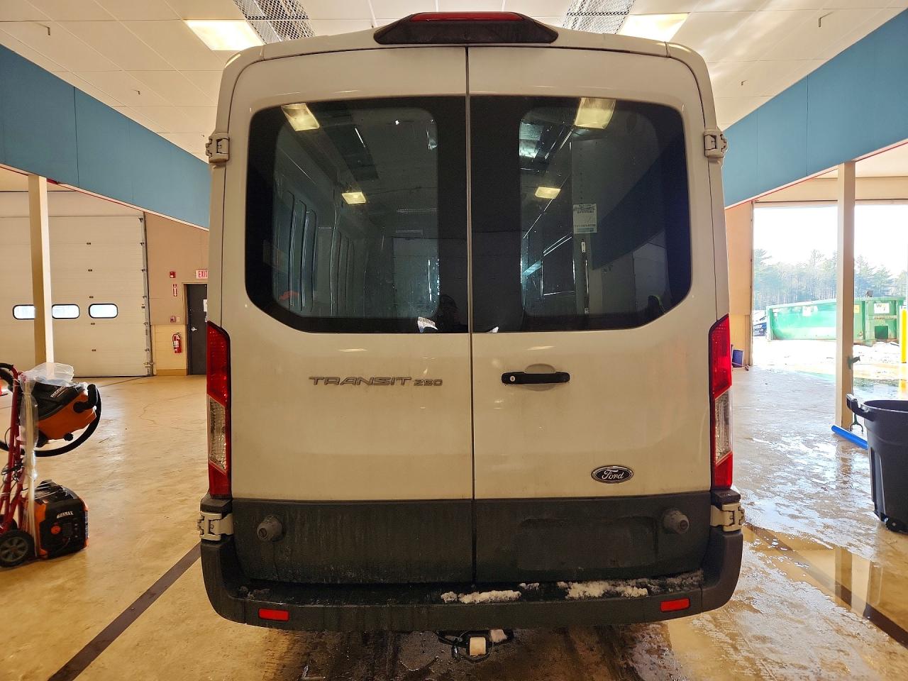 2018 FORD TRANSIT 250 UTILITY / SERVICE VAN photo 6
