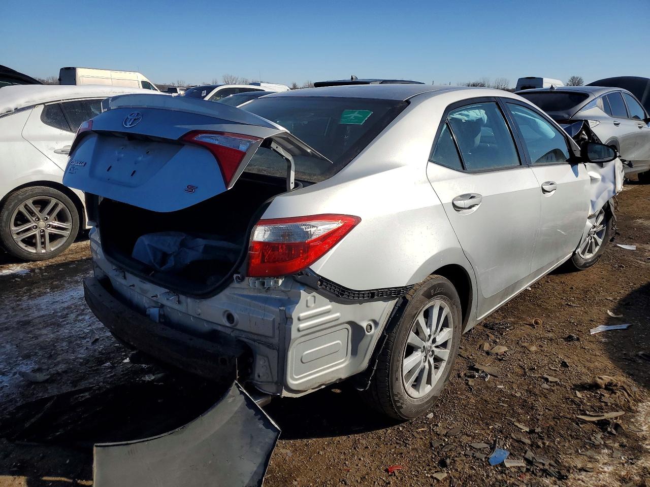 2014 TOYOTA COROLLA L photo 7