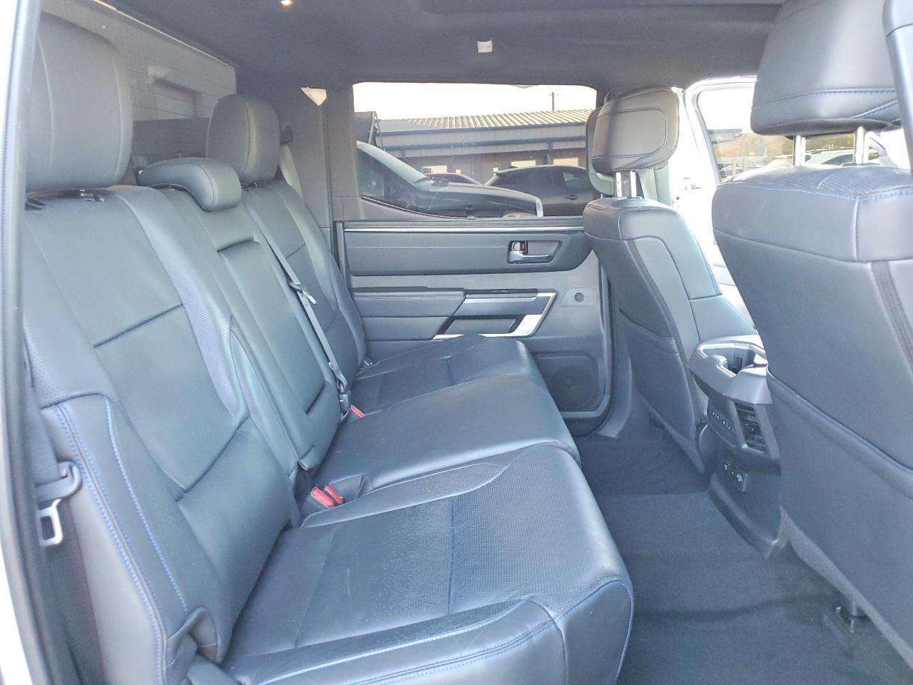 2024 TOYOTA TUNDRA PLATINUM photo 28