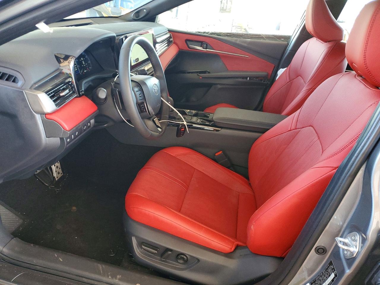 2026 TOYOTA CAMRY XSE photo 19