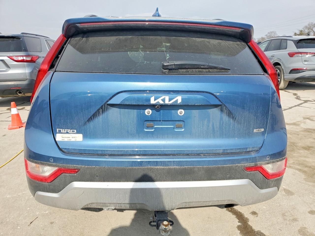 2024 KIA NIRO EX photo 6