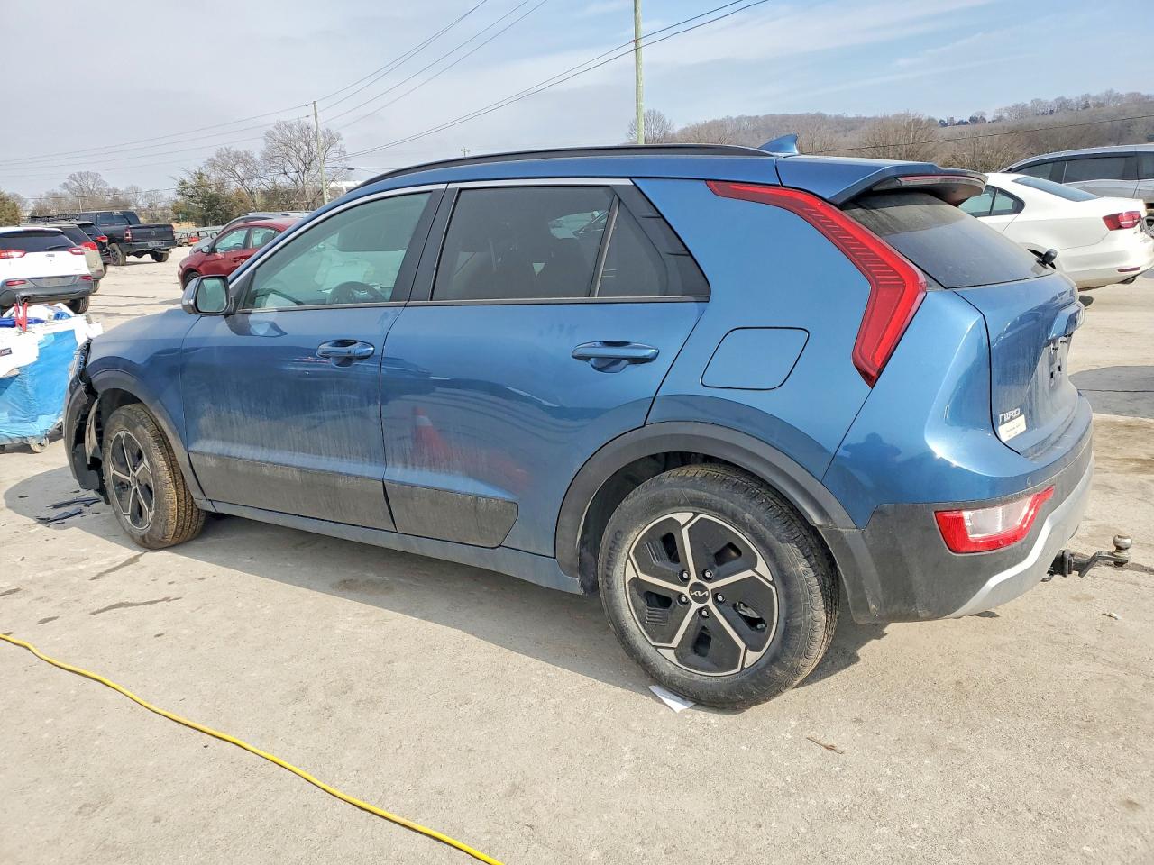 2024 KIA NIRO EX photo 2