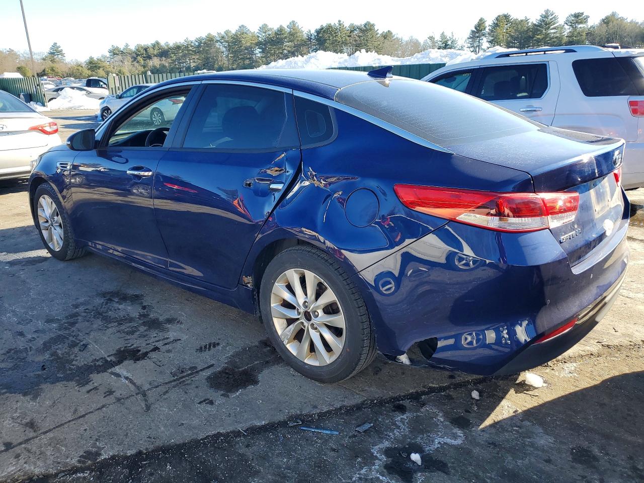 2018 KIA OPTIMA LX photo 2
