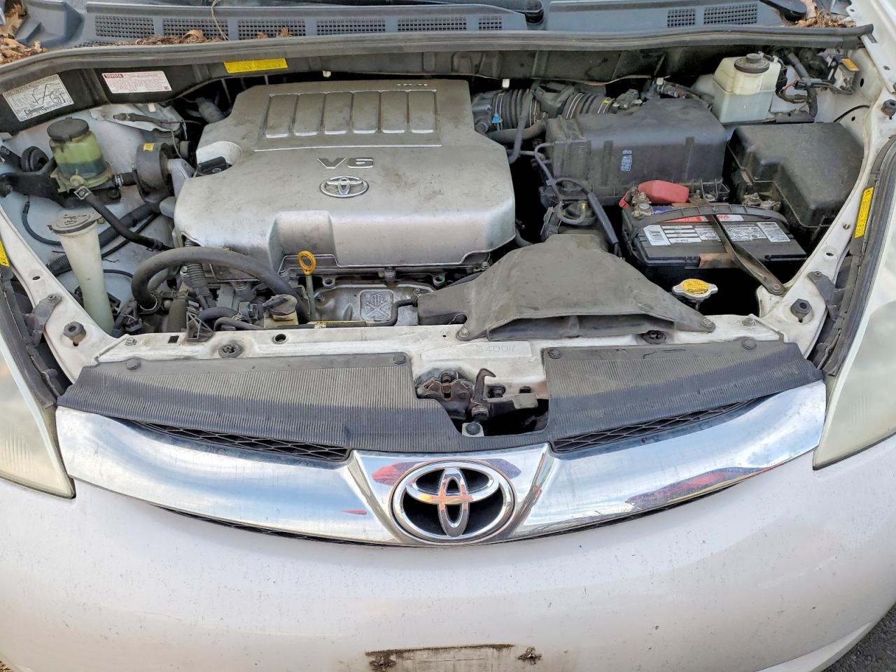 2008 TOYOTA SIENNA XLE photo 45