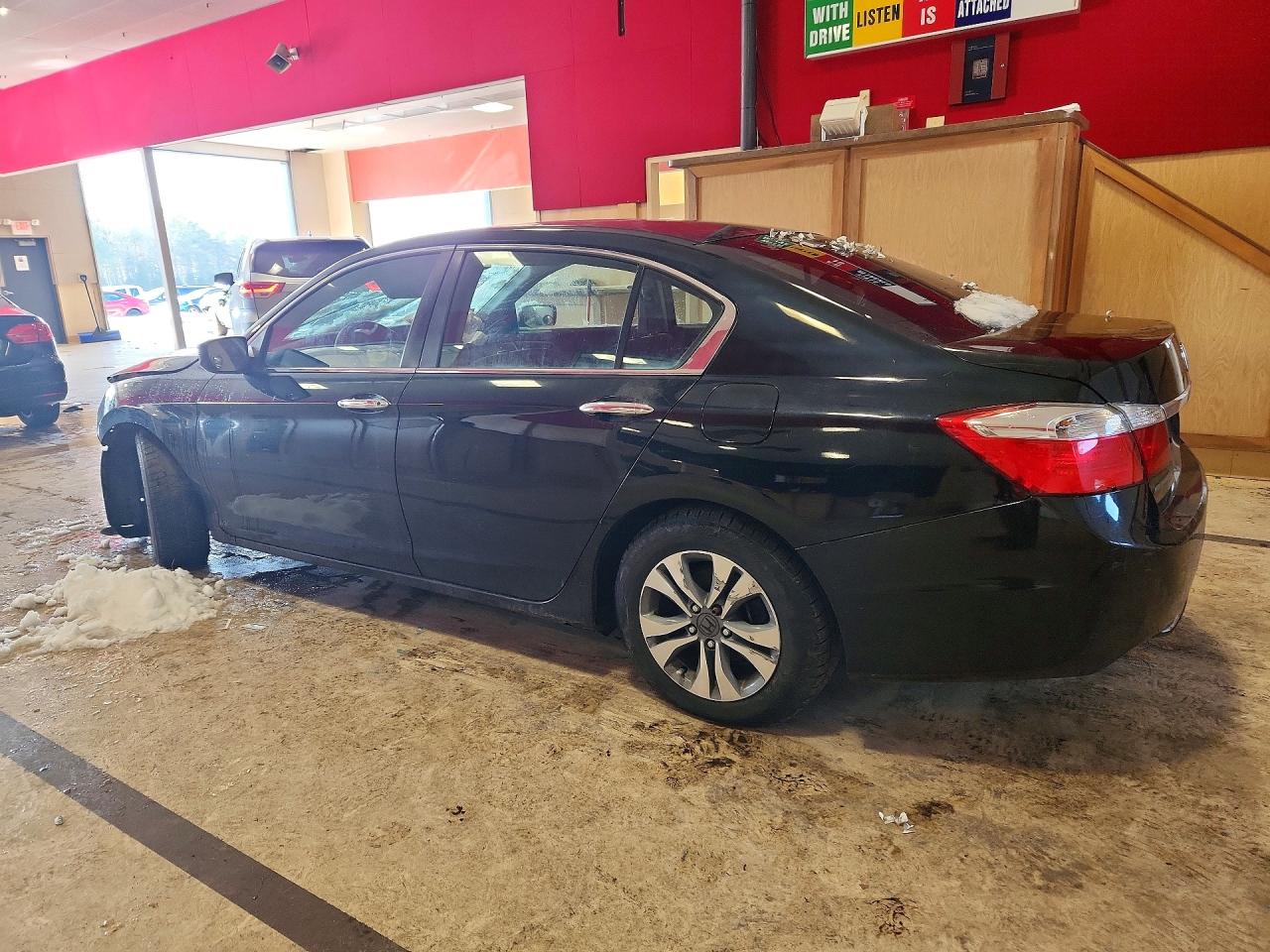 2013 HONDA ACCORD LX photo 4