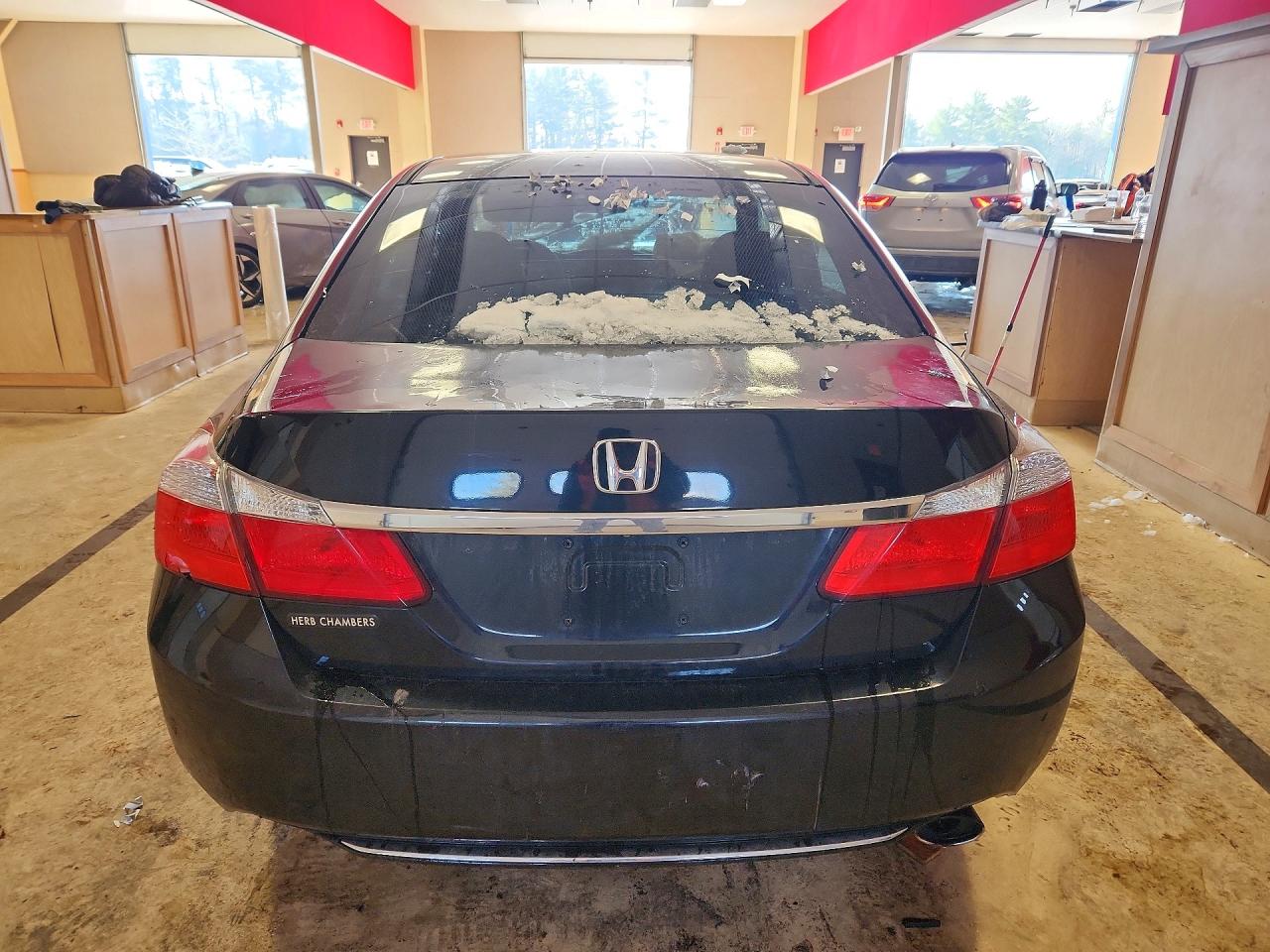 2013 HONDA ACCORD LX photo 16
