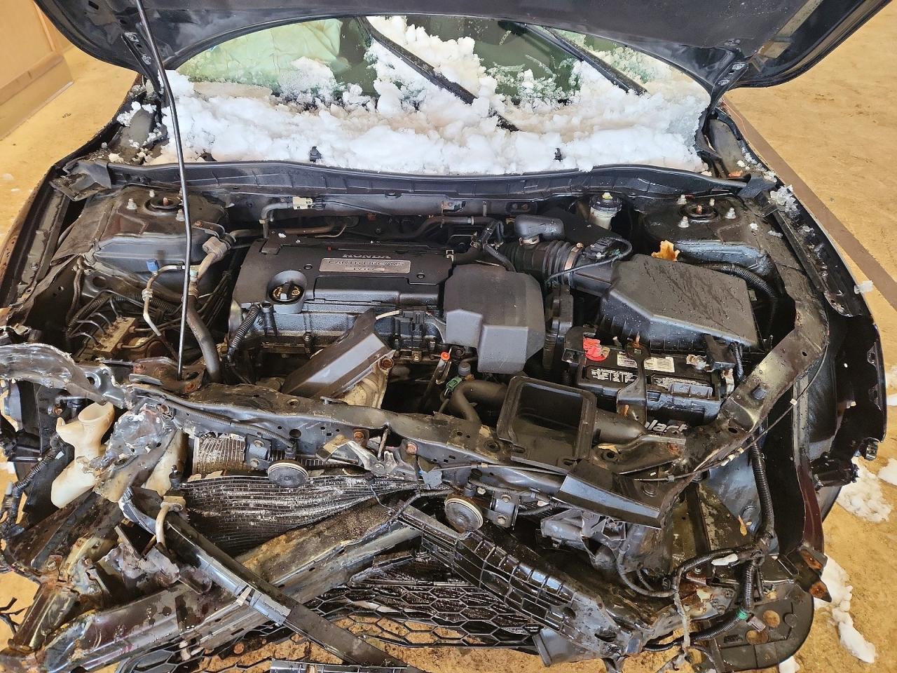 2013 HONDA ACCORD LX photo 31