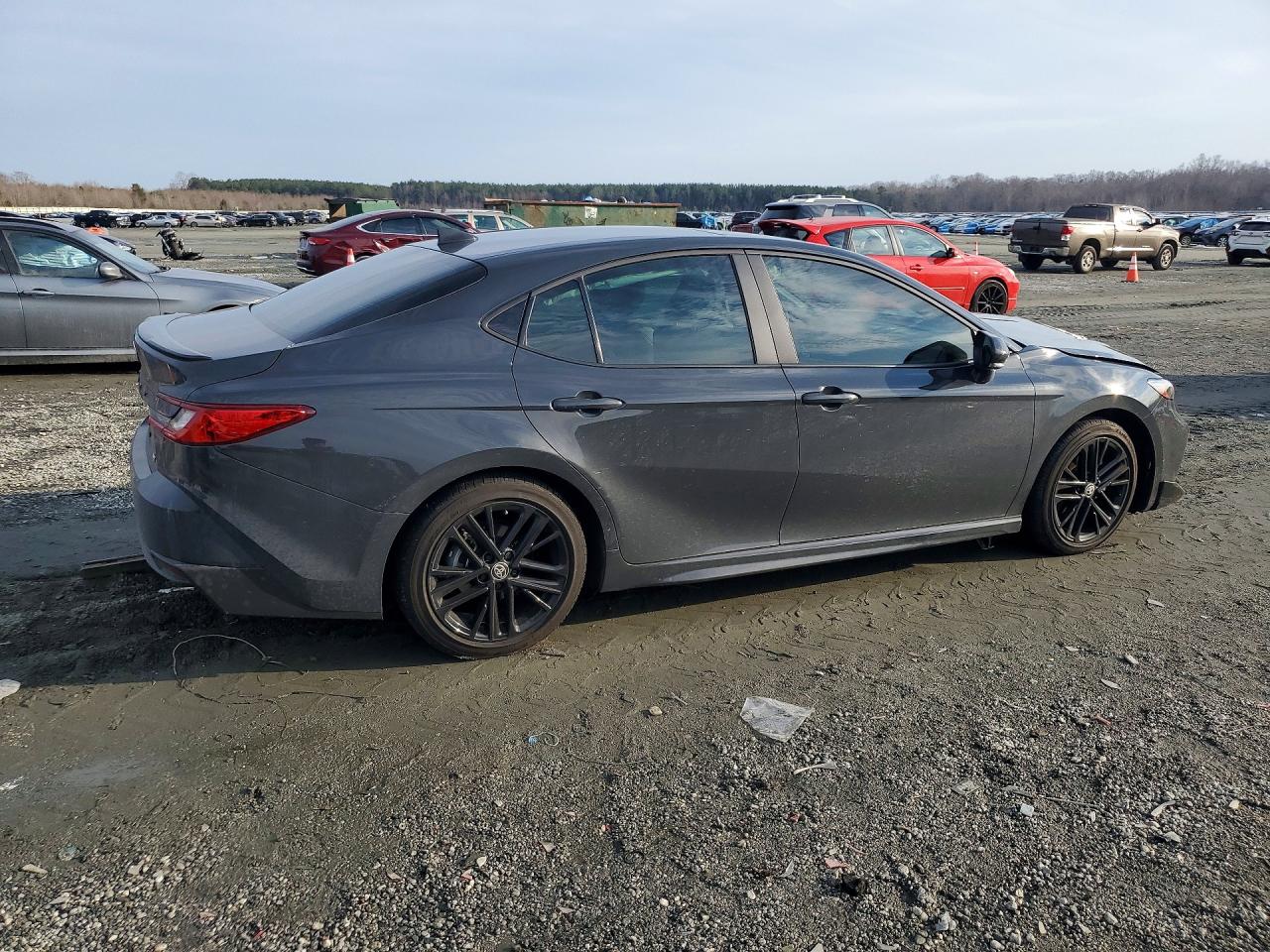 2025 TOYOTA CAMRY XSE photo 3