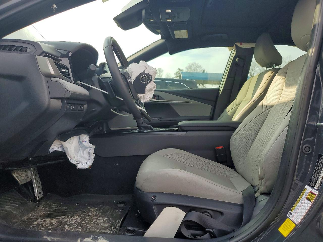 2025 TOYOTA CAMRY XSE photo 7