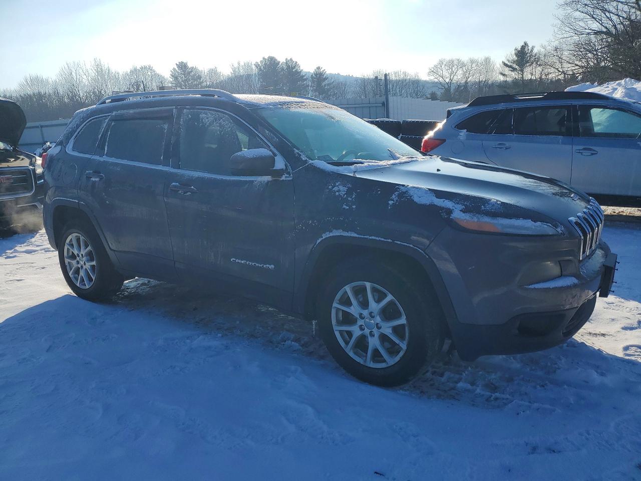 2017 JEEP CHEROKEE LATITUDE photo 4