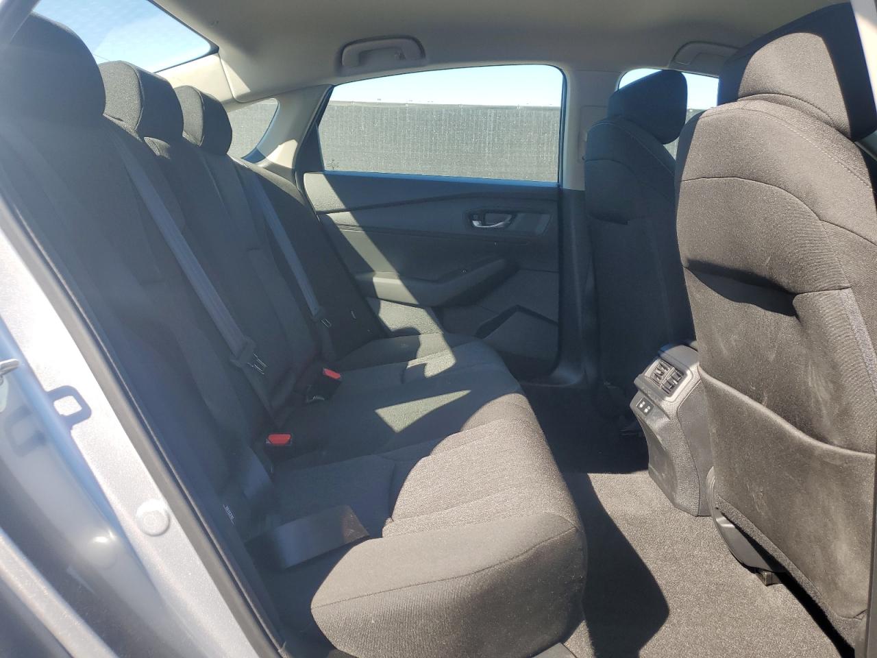 2025 HONDA ACCORD LX photo 25