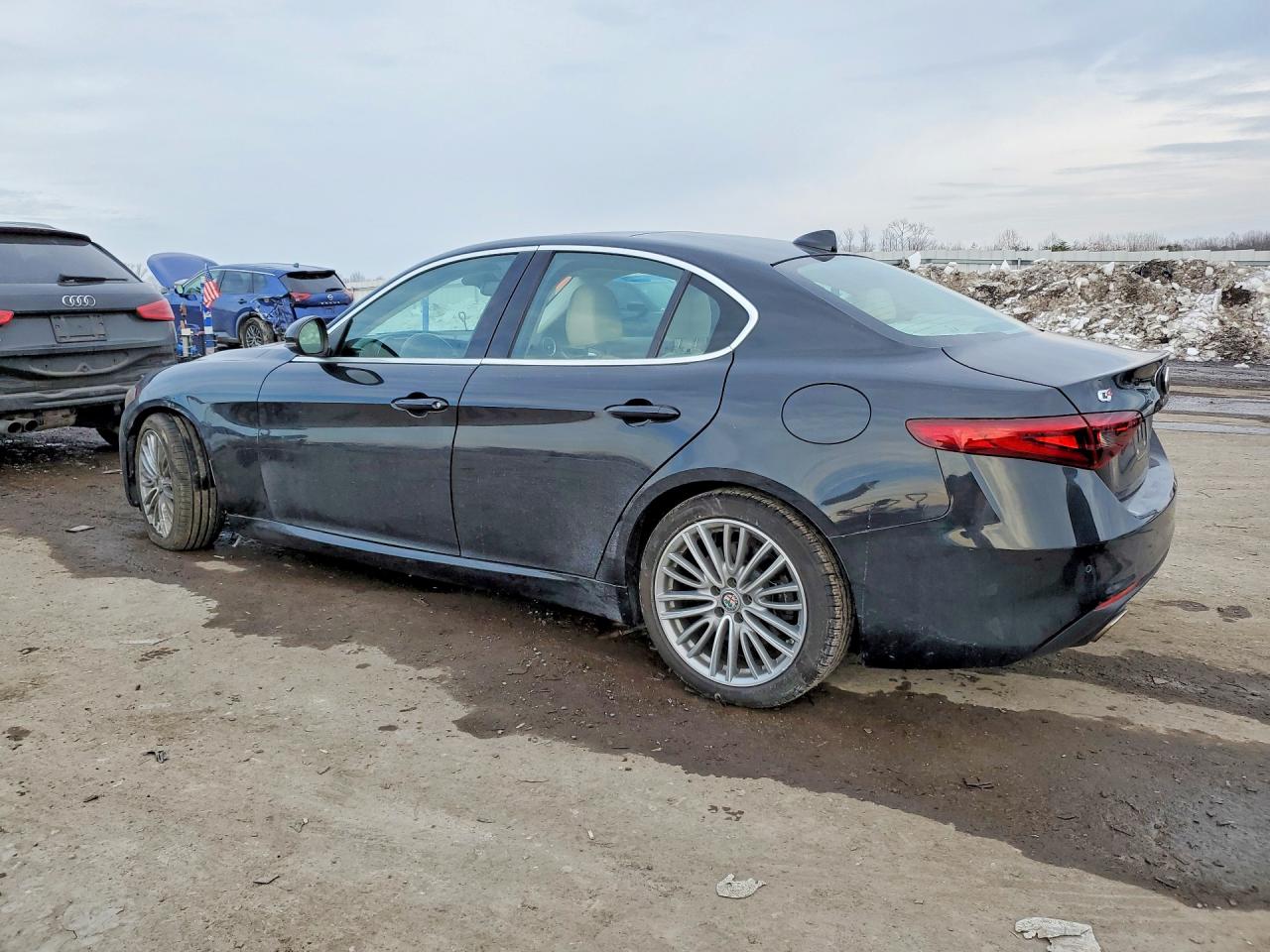 2018 ALFA ROMEO GIULIA TI Q4 photo 2