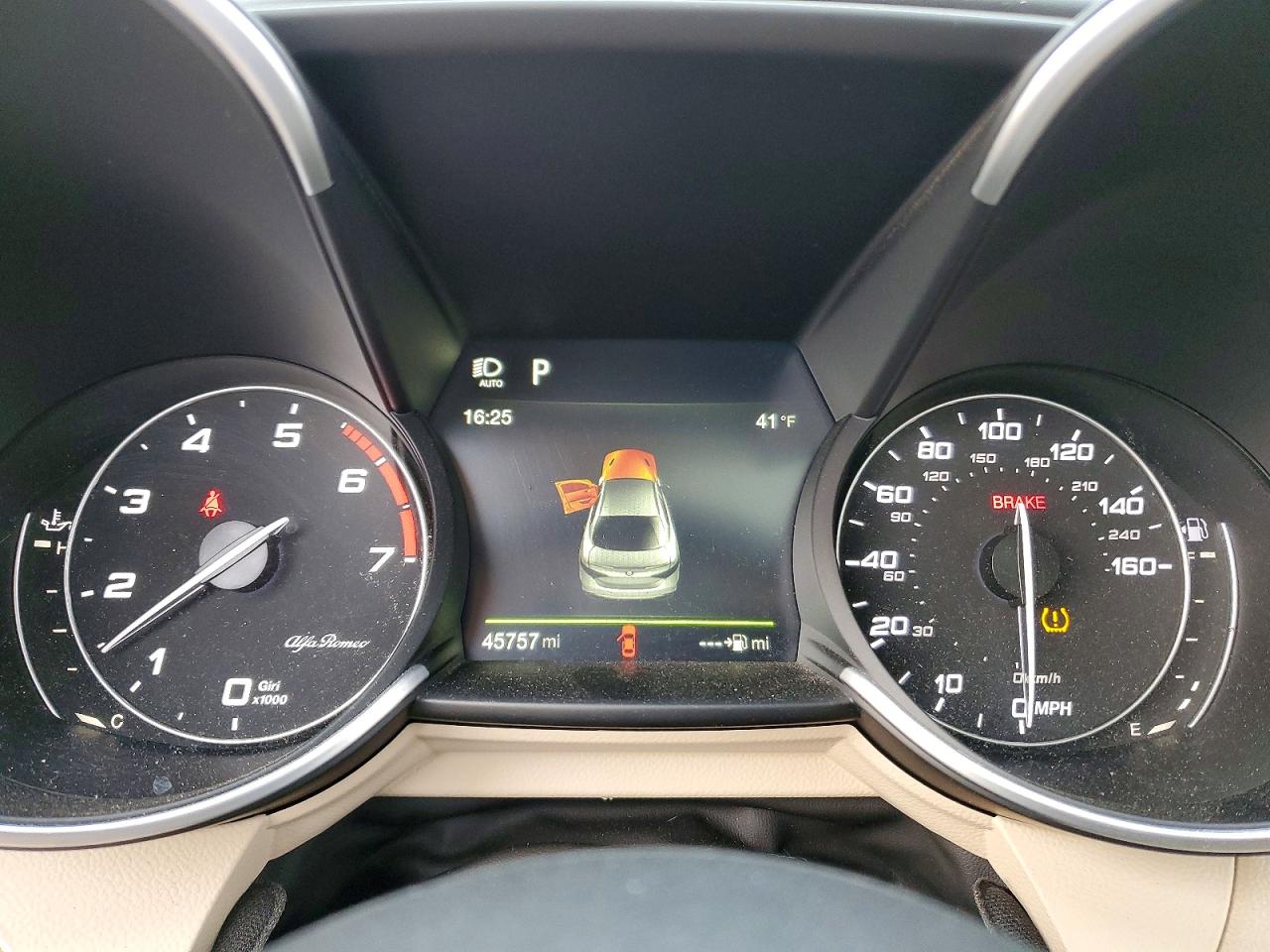 2018 ALFA ROMEO GIULIA TI Q4 photo 9