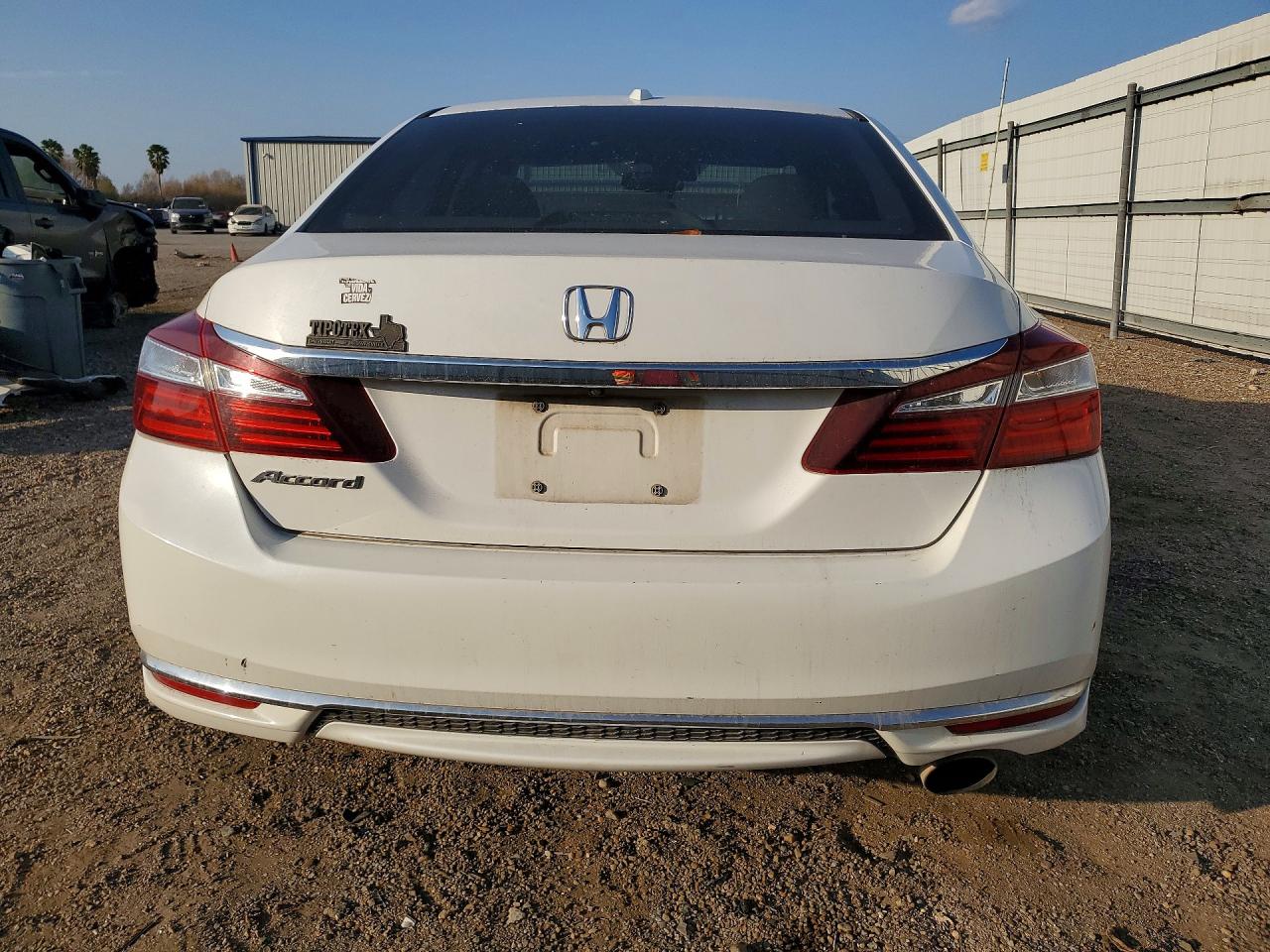 2016 HONDA ACCORD EXL photo 6