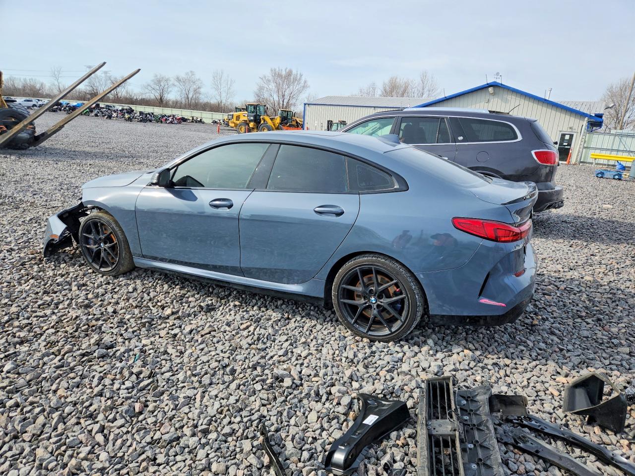 2021 BMW M235XI photo 4