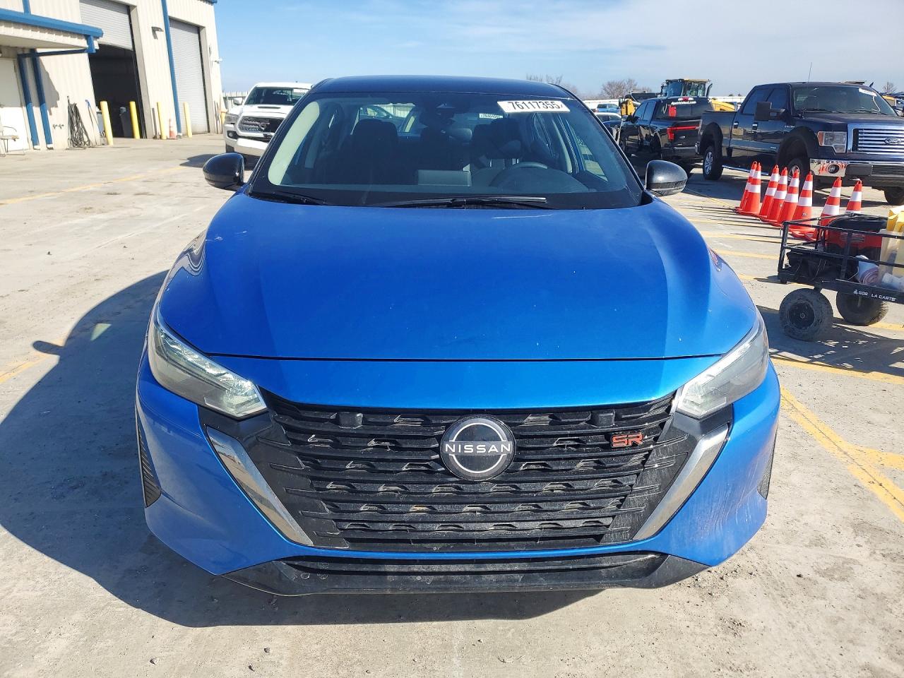 2025 NISSAN SENTRA SR photo 17