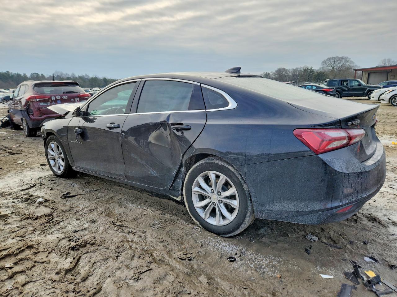 2020 CHEVROLET MALIBU LT photo 4