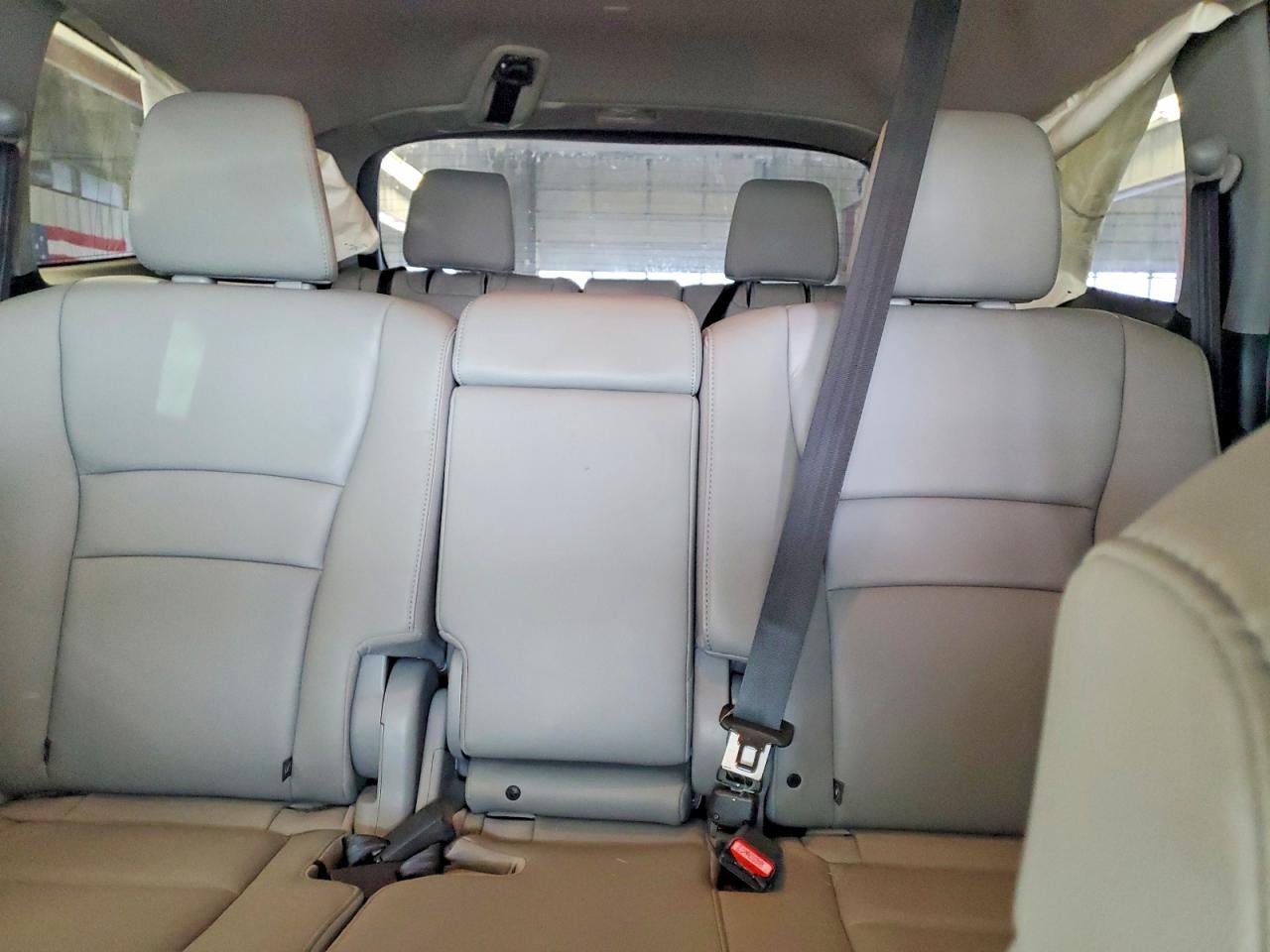 2016 HONDA PILOT EXL photo 19