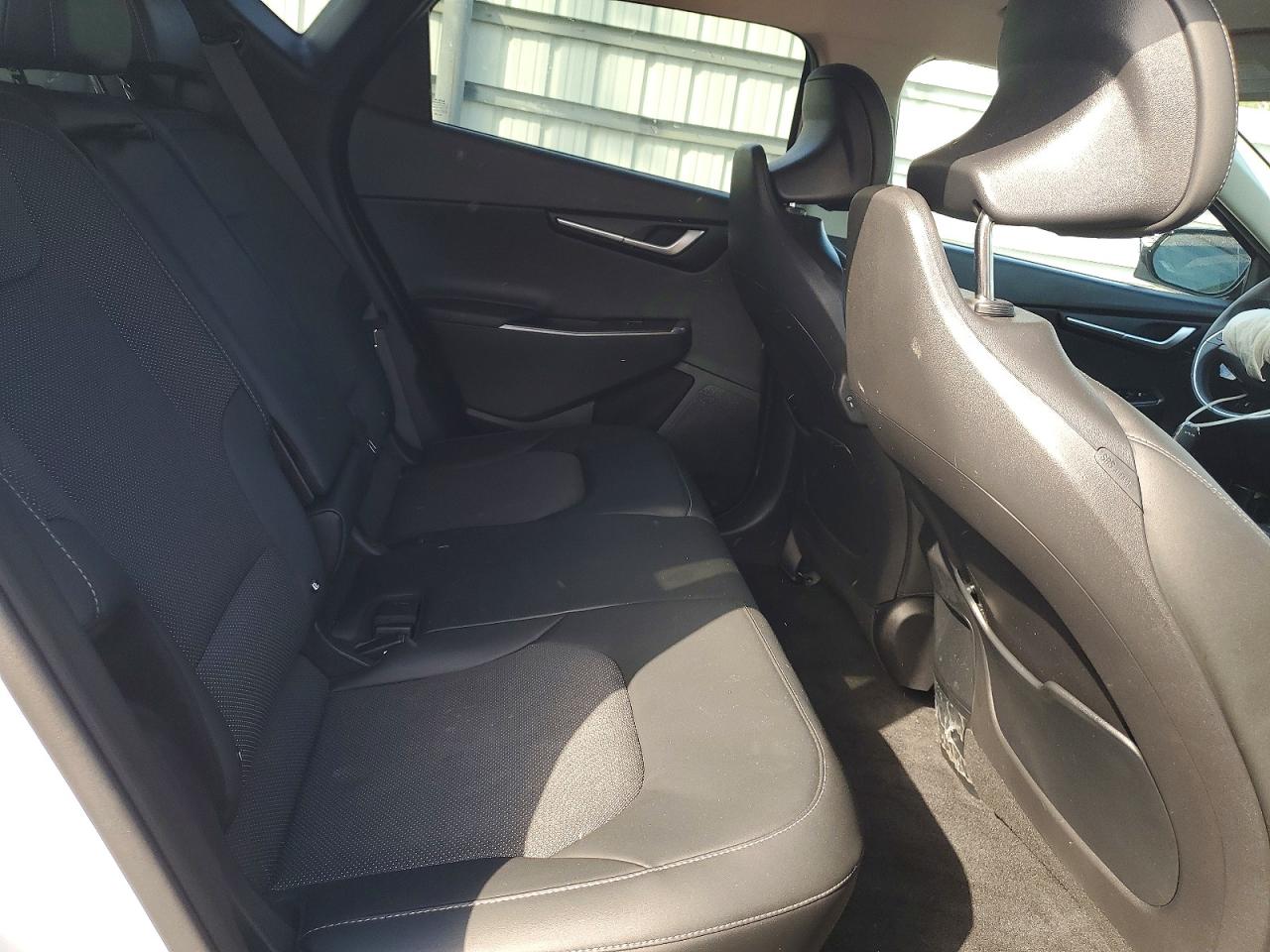 2024 KIA EV6 LIGHT LONG RANGE photo 21