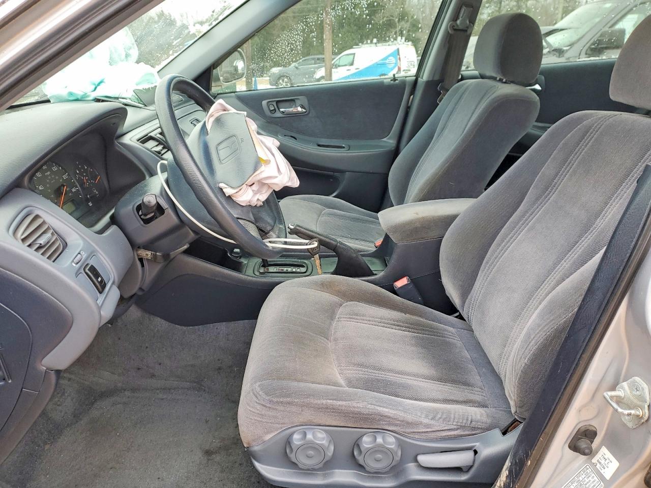2000 HONDA ACCORD LX photo 13