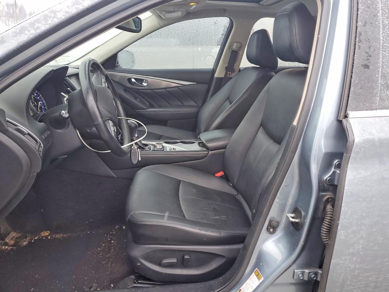 2015 INFINITI Q50 BASE photo 13