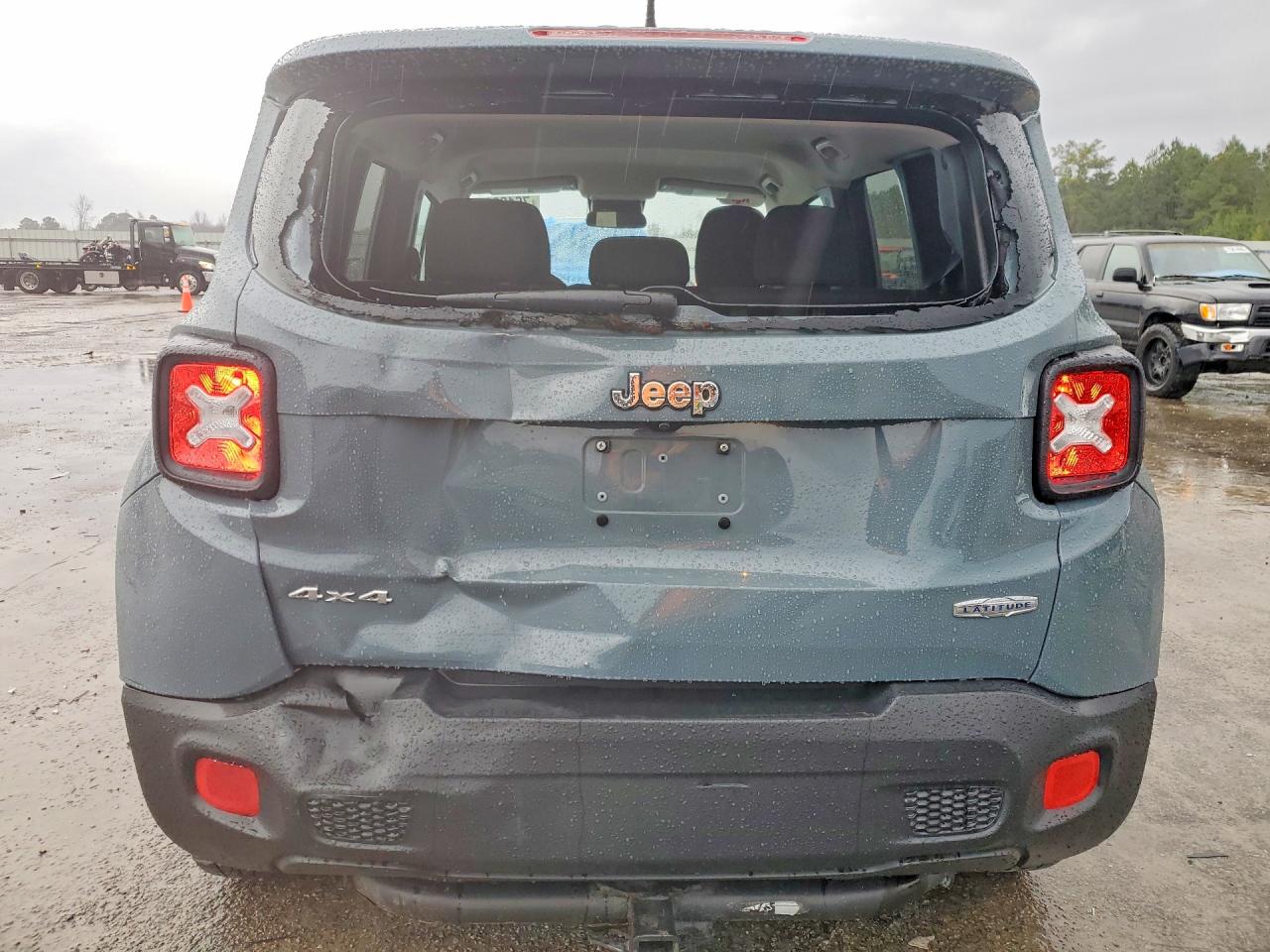 2017 JEEP RENEGADE LATITUDE photo 11