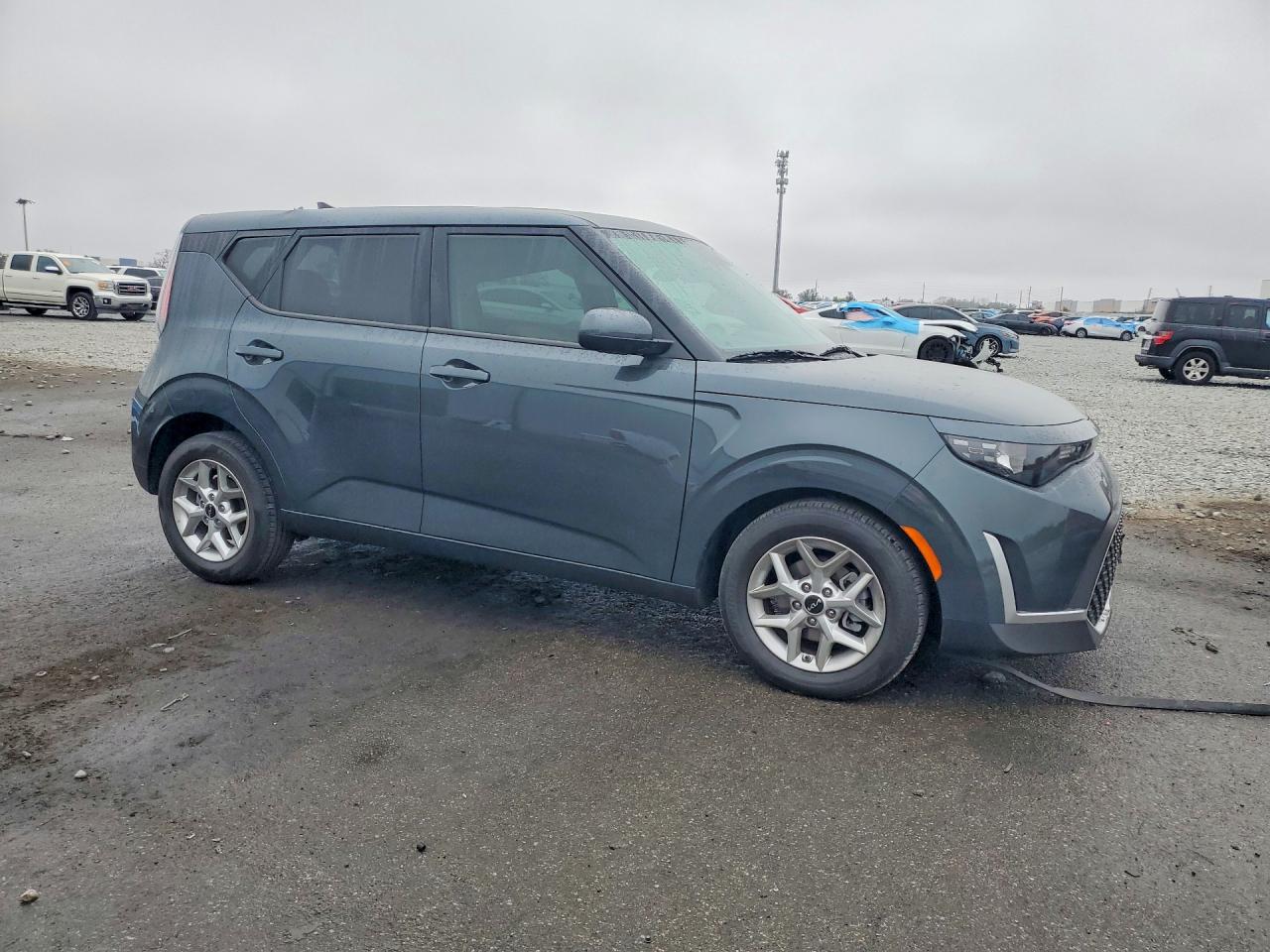 2025 KIA SOUL LX photo 7