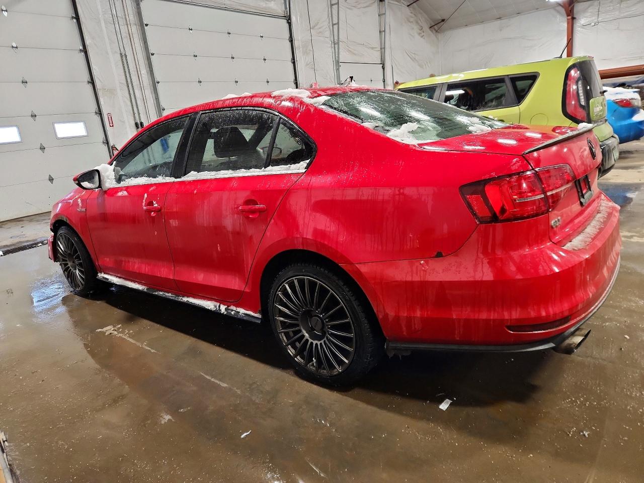 2017 VOLKSWAGEN JETTA GLI photo 3