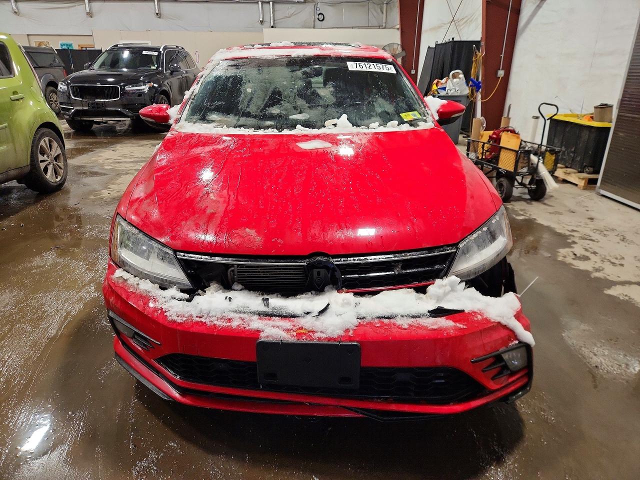 2017 VOLKSWAGEN JETTA GLI photo 9