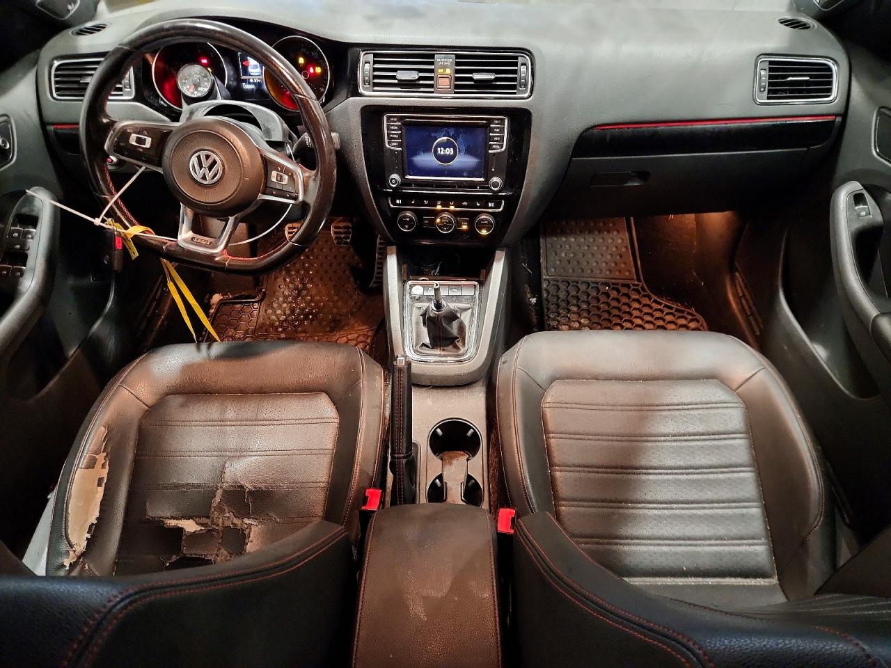 2017 VOLKSWAGEN JETTA GLI photo 15