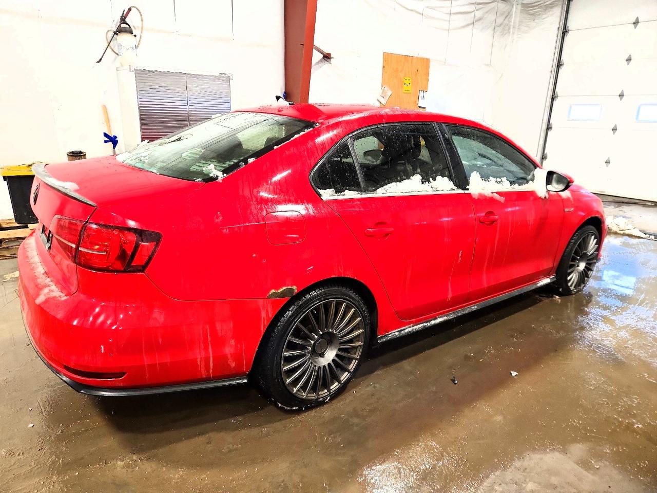 2017 VOLKSWAGEN JETTA GLI photo 5